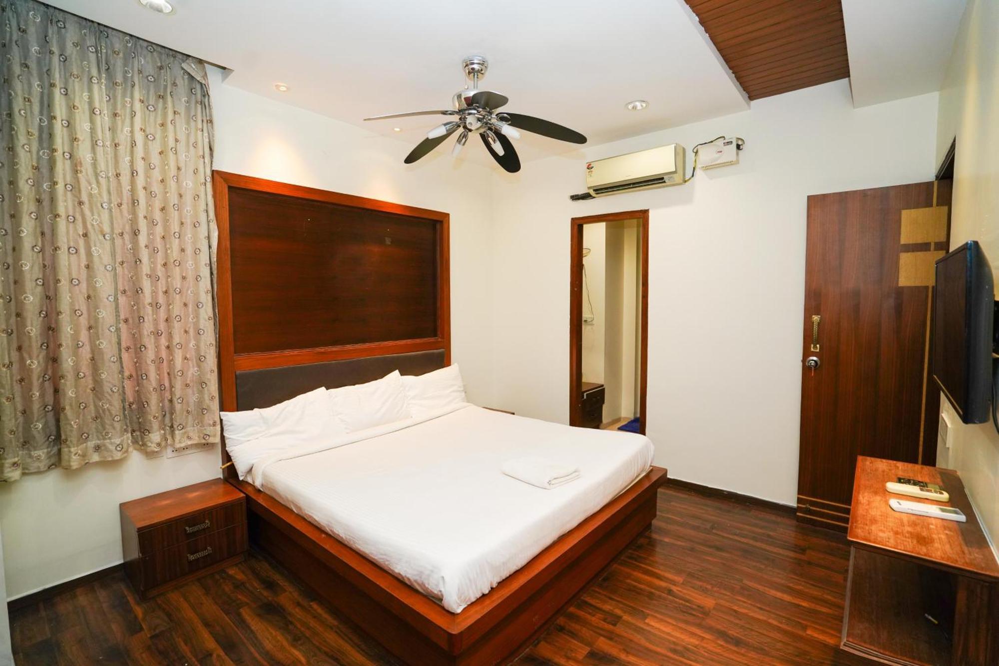 Golden Villa - Duplex House With Private Theater - Near To Alipiri And Bhudevi Ttd Ticket Counter And Kapilateertham ティルパティ エクステリア 写真