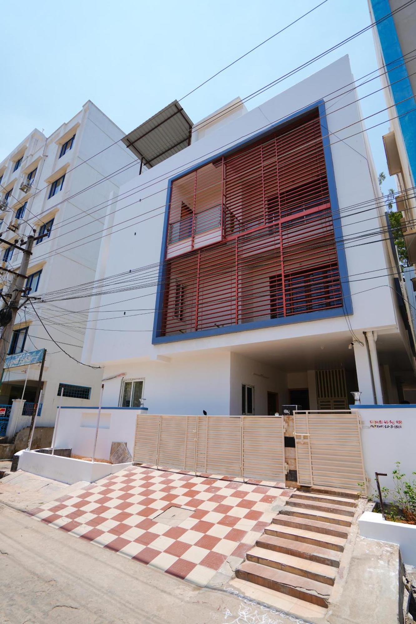 Golden Villa - Duplex House With Private Theater - Near To Alipiri And Bhudevi Ttd Ticket Counter And Kapilateertham ティルパティ エクステリア 写真