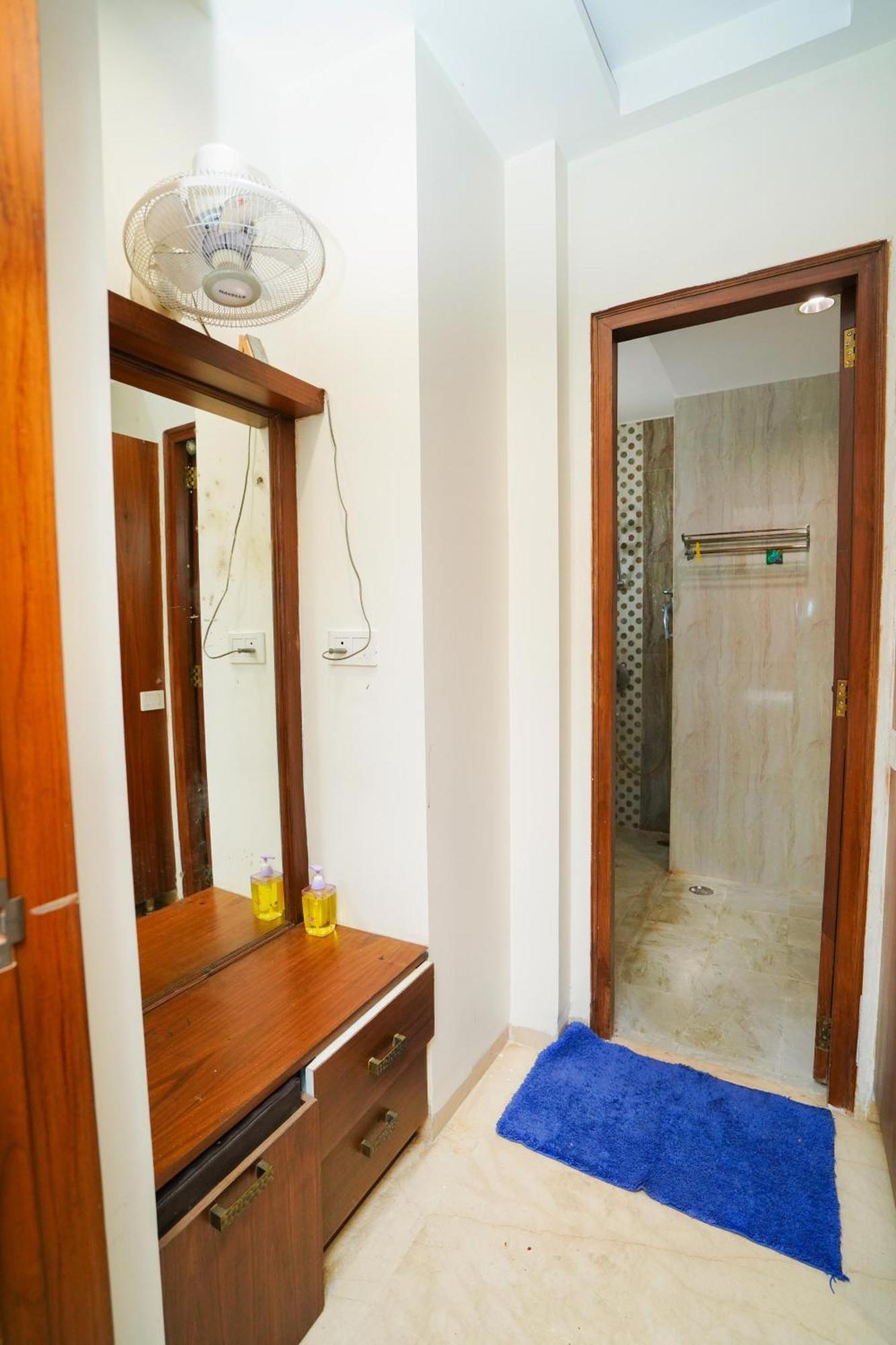 Golden Villa - Duplex House With Private Theater - Near To Alipiri And Bhudevi Ttd Ticket Counter And Kapilateertham ティルパティ エクステリア 写真